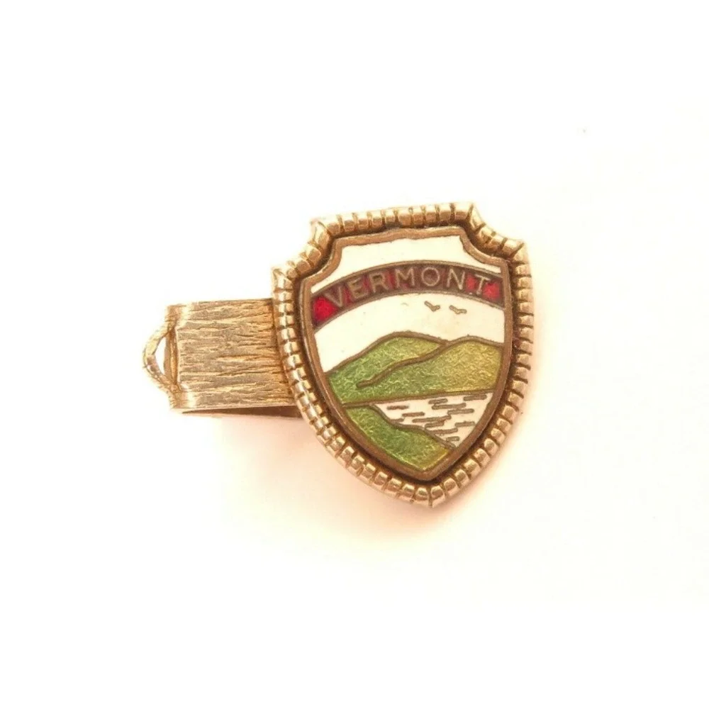 Tiny‎ Vermont Enamel Shield Gold Tie Clip